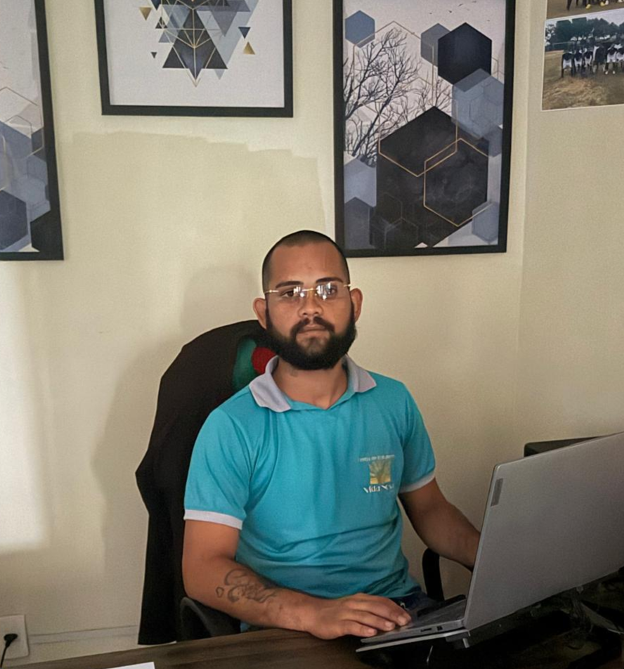 Administrativo e Técnico de Enfermagem
